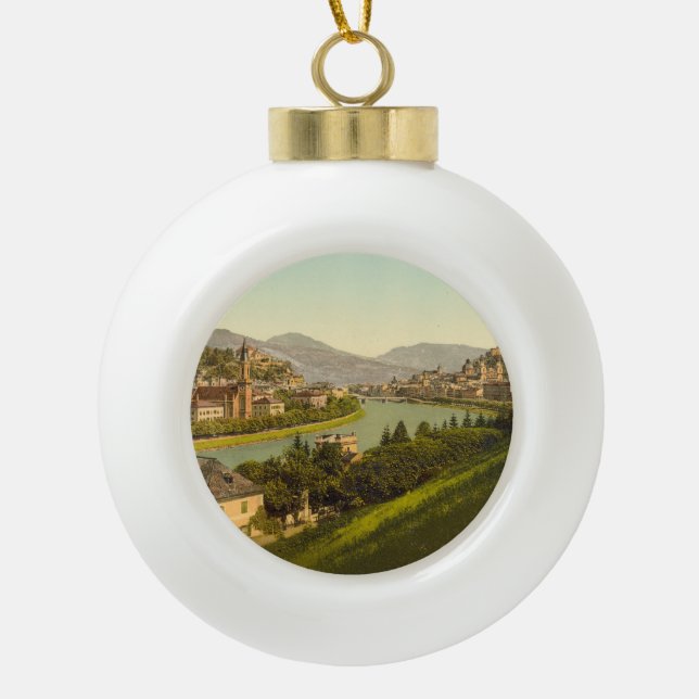 Allgemeine Ansicht von Salzburg, Österreich Keramik Kugel-Ornament (Vorderseite)