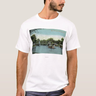 Allgemeiner Garten-Ansicht Bostons der Brücke T-Shirt