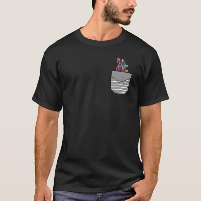 Alligator Walking Crocodile Guitar In Pocket T-Shirt (Vorderseite)
