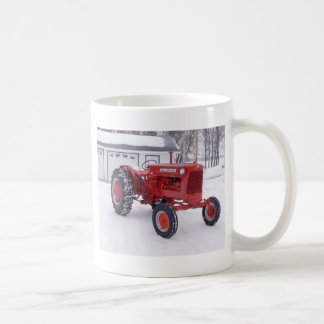 Allis Chalmers D-17 Tasse