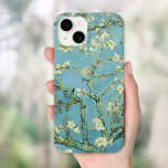 Almond Blossoms | Vincent van Gogh Case-Mate iPhone 14 Hülle<br><div class="desc">Mandelblüten (1890) des niederländischen Künstlers Vincent van Gogh (1853-1890). Van Goghs Almond-Blüten-Gemälde zeigen ein zartes Set aus weißen Blume gegen einen strahlenden türkisfarbenen Himmel, das für neues Leben und Erneuerung steht. Die eleganten Äste und fließenden Linien, die von japanischer Kunst Inspiriert werden, schaffen ein Gefühl der Gelassenheit und natürlichen Schönheit....</div>