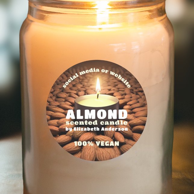 Almond Candle Runder Aufkleber (Von Creator hochgeladen)