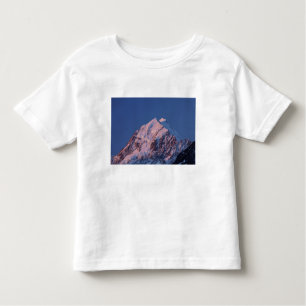 Alpenglow auf dem Aoraki Mount Cook, Mackenzie 2 Kleinkind T-shirt