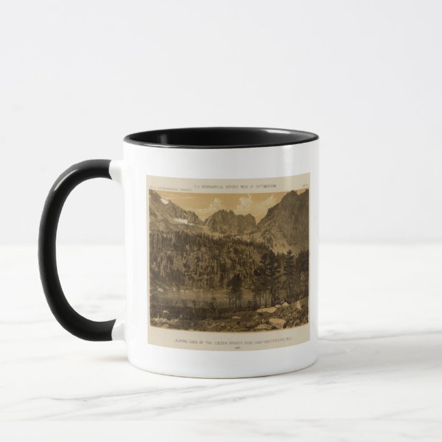 Alpensee, Sierra Nevada Tasse (Links)