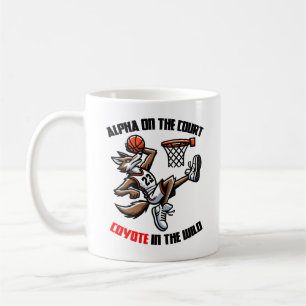 Alpha auf dem Hofe Coyote in der Wildnis Kaffeetasse