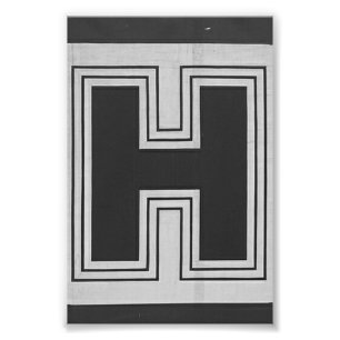 Alphabet-Buchstabe-Fotografie H3 Schwarzweiss-4x6 Fotodruck