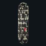 Alphabet Painting von Norman Wyatt Skateboard<br><div class="desc">Wenn Sie Liebe nehmen Sehtests,  dann ist dieses Bild für Sie! Der Buchstabe des englischen Alphabets wird übereinander aufgezwungen,  fast verdeckt sie in diesem Gemälde von Norman Wyatt. Der Buchstabe Y zeichnet sich durch seine rosa Färbung aus.</div>