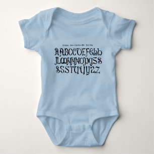 Alphabet-Shirt Baby Strampler