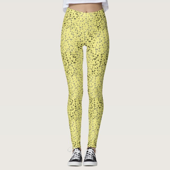 Alphabets Muster 01 BW.w LYellow BG Leggings (Vorderseite)