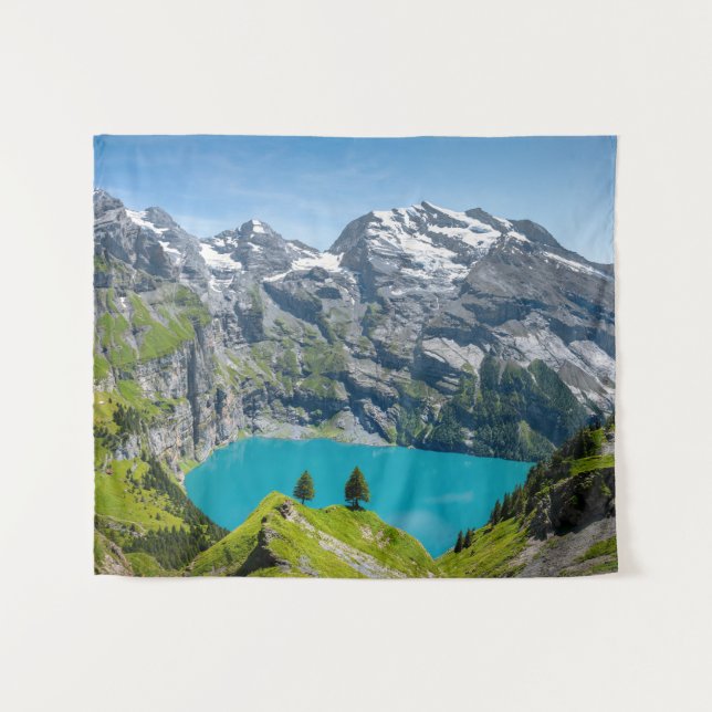 Alpine lake Oeschinensee in Switzerland Wandteppich (Vorderseite (Horizontal))