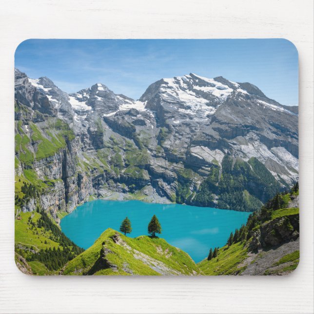 Alpsee Oeschinensee in der Schweiz Mousepad (Vorne)