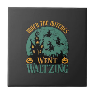 Als Hexen beim Walzer tanzen Halloween Spukhaus Fliese