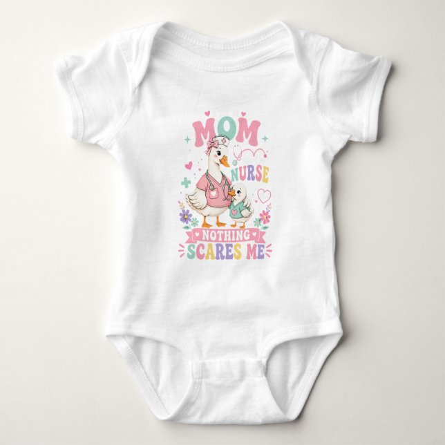 Als Mutter und Krankenschwester süßes Geschenk zum Baby Strampler (Vorderseite)
