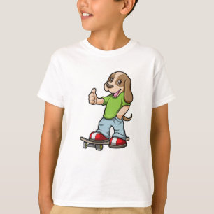 Als Skater mit Skateboard T-Shirt