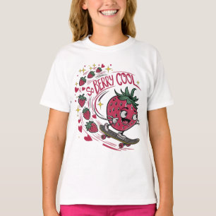 Also Berry cool Sweet Strawberry auf einem Skatebo T-Shirt