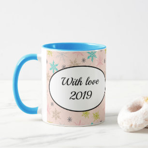 Alt modische Weihnachtsschmuck mit Baumhaufen Tasse