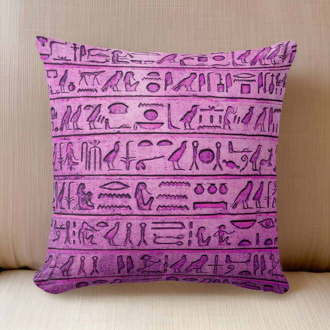 Alte ägyptische Hieroglyphen Lila Platz Pillow Kissen (Purple pillow fit for a pharaoh! 💜🔹 #EgyptianStyle #RelaxLikeRoyalty)