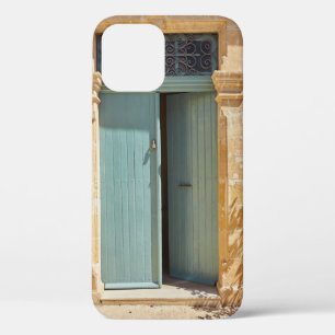 Alte authentische grüne Türen in Nikosia Zypern Case-Mate iPhone Hülle