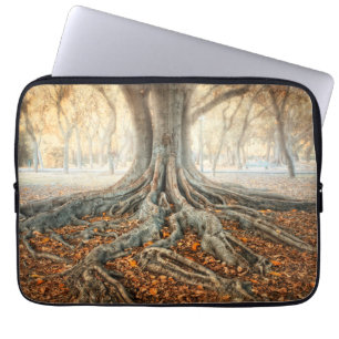 Alte Baum-Wurzeln Laptopschutzhülle