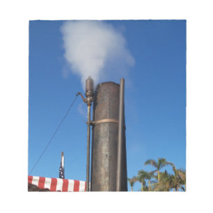 alte Dampfpfeife mit weißem Dampfstrahl Notizblock