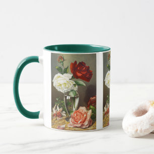 Alte Gartenrosen in einer Glasvase Tasse