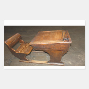Alte hölzerne Schulschreibtisch-und Rechteckiger Aufkleber