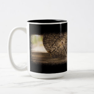 Alte Holzkabine Texturen 1 auf Schwarz Zweifarbige Tasse