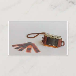 alte Kamera mit Negativ auf   Visitenkarte