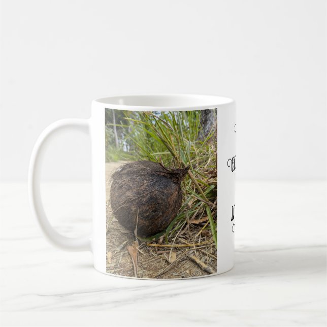 Alte Kokosnuss Kaffeetasse (Links)