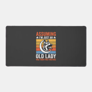 Alte Lady-Hund-Warnung Retro Schreibtischunterlage