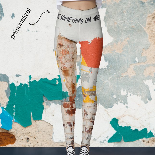 Alte Mauer mit Graffiti Leggings (Von Creator hochgeladen)