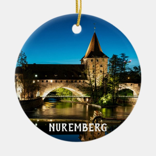 Alte mittelalterliche Brücke in Nürnberg Keramik Ornament (Vorne)