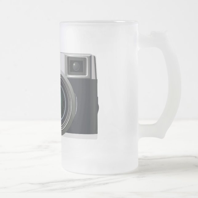Alte schwarze Kamera Mattglas Bierglas (Rechts)