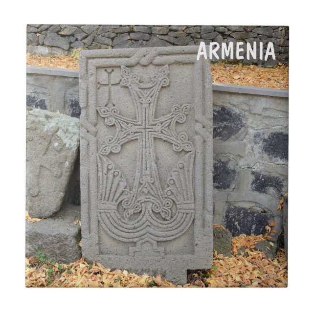 Alte Steinkreuze (Khachkars) in Armenien Fliese (Vorderseite)