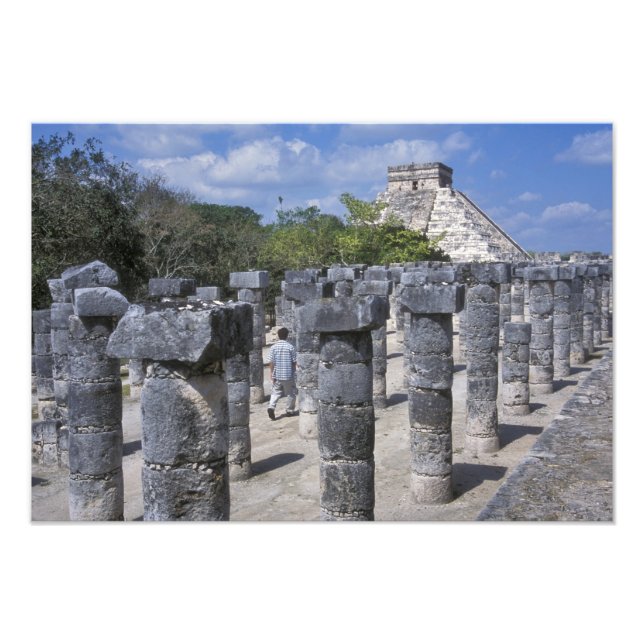 Alte Steinsäulen in Chichen Itza. Zentrale Fotodruck (Vorne)