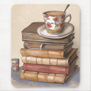 Alte Vintage Bücher und eine Tasse Kaffee Mousepad