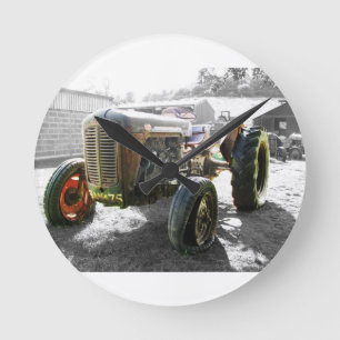 Alte Vintage Zugmaschine Runde Wanduhr