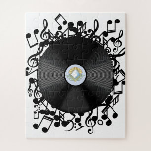 Alte Vinyl-Schallplatte und Noten Puzzle