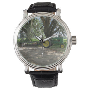 Alte Zugmaschine Armbanduhr