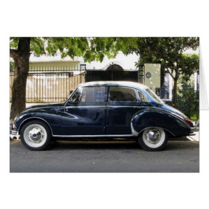 Alter aber sehr gepflegter Audi Wagen.