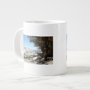 Alter Baum an Yosemite Nationalpark Jumbo-Tasse