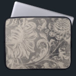 Alter Bläschen Laptopschutzhülle<br><div class="desc">Gealtert Floral II von Vision Studio. Muster aus verblassten,  antiken Blumenmotiven.</div>