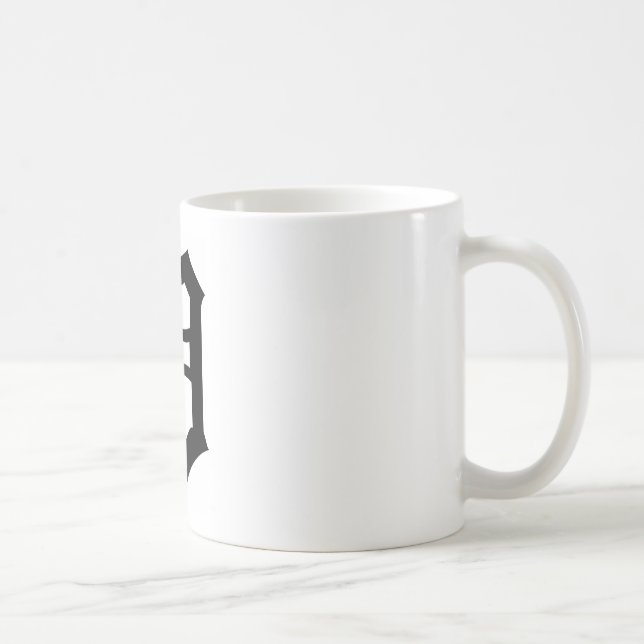 Alter englischer Buchstabe D Kaffeetasse (Rechts)