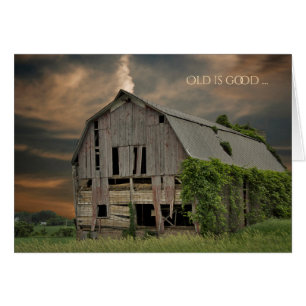 Alter gewitterter Stall