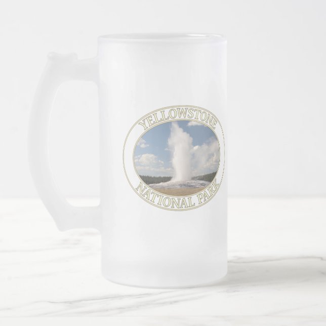 Alter Geyser im Yellowstone Nationalpark Mattglas Bierglas (Links)