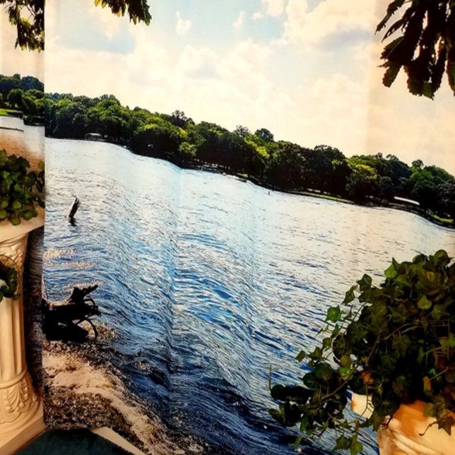 Alter Hickory Lake Duschvorhang (Von Creator hochgeladen)