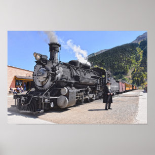 Alter Mann auf dem Bahnhof Silverton, Colorado Poster