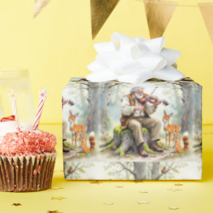 Alter Mann, der im Wald eine Geige spielt Geschenkpapier