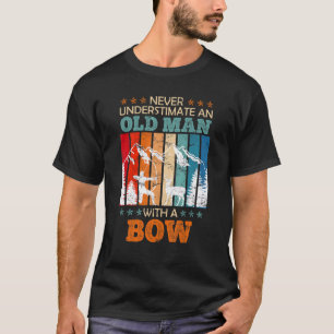 Alter Mann mit Bow Longbow Archer Bogenschießen 1 T-Shirt