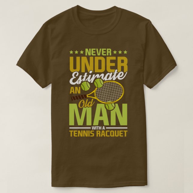 Alter Mann mit Tennis Racquet Sportgeschenk T-Shirt (Design vorne)